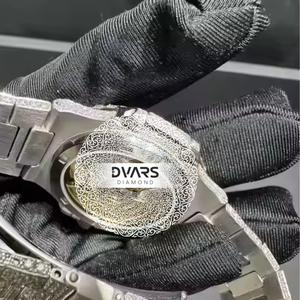Montre à quartz unisexe de luxe antique en moissanite, avec cristaux personnalisés, diamants incrustés, en acier inoxydable, mouvement ETA, aiguille de 20 mm - Product Image 3