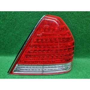 ชุดไฟท้ายขวา Centennial ปี 1999-2008 มือสอง ของแท้ รหัส 924023B700 - Product Image 1