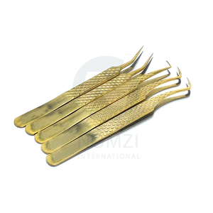 Pince à épiler de luxe en acier inoxydable durable, pointe ultra-fine pour extensions de cils 3D/6D, design doré, longueur 10 mm - Product Image 4
