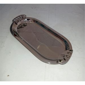 Elegante bandeja decorativa de metal plateado, moderna bandeja ovalada para servir alimentos con asas cortadas con láser para decoración de mesas de bodas y fiestas. - Product Image 1