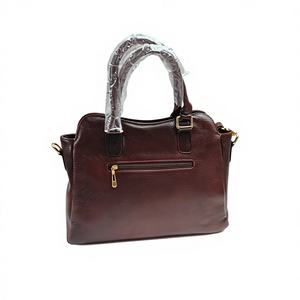 Sac à bandoulière classique et sophistiqué en cuir véritable pour femme, avec chaînes, design pratique et spacieux pour les voyages d'affaires et les sorties quotidiennes - Product Image 1