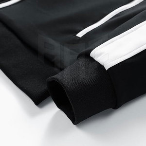 Ensemble de survêtement pour homme, deux pièces, décontracté, à porter au quotidien, couleur unie, coupe confortable, style tendance - Product Image 3