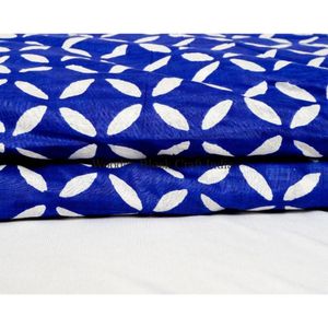 Tela de Algodón Ligera y Ecológica con Estampado Floral, Tela Tejida a Mano India Multicolor para Bolsos y Camisas - Product Image 1