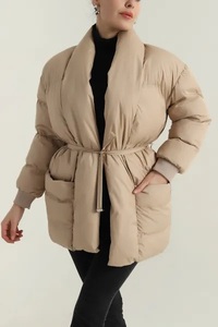 Veste d'hiver matelassée sur mesure pour femme EVER GLOW, doublure en peau de mouton, coque en polyester respirant, design matelassé pour l'extérieur - Product Image 4