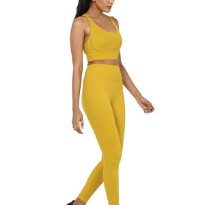 Ensemble de yoga 2 pièces jaune moutarde pour femme : Leggings de fitness taille haute et brassière de sport rembourrée à col rond – Tenue de sport pour la gym - Product Image 4
