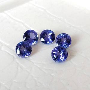 Pierre précieuse naturelle Tanzanite ronde taille brillant facettée 5,5 mm non chauffée, pierre calibrée en vrac, Tanzanite en gros pour bijoux - Product Image 5