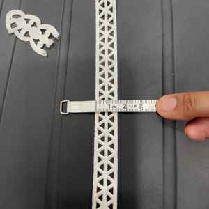 Elegante encaje de algodón con bordes de encaje, ideal para vestidos, ribetes de dupatta y prendas de diseñador. - Product Image 4