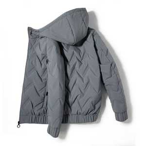 Chaqueta Acolchada con Capucha Negra para Hombre, Cortavientos de Invierno, Cierre de Cremallera Informal, Relleno de Poliéster, Corte Regular - Product Image 4