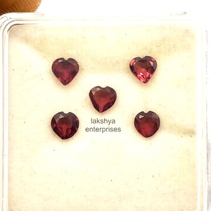 Natural <b>Garnet</b> 6mm Heart Cut Faceted Gemstones Calibrated <b>Garnet</b> Loose Stone For Jewelry Making Wholesale Price Bulk From India - Product Image 1