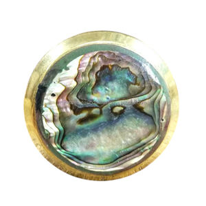 Bouton de vadrouille et laiton fabriqué à la main de qualité supérieure Design beau et robuste pour armoires tiroirs et portes Idéal à prix compétitif - Product Image 1