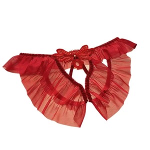 Strings noirs en dentelle de coton taille basse avec broderie papillon, tricotés sans couture, lingerie romantique pour femme - Product Image 1