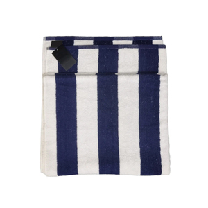 Serviette de plage en microfibre de coton rayée de qualité supérieure, super absorbante, douce, séchage rapide, en polaire, pour usage quotidien, anti-irritation, unie - Product Image 4