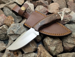 Couteau de survie à lame fixe fiable avec poignée confortable pour le camping, la pêche et la chasse en plein air - Product Image 4