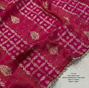 Nuevo y Elegante Sari de Algodón Crepé Banarasi Puro con Diseños de Zari, Encaje Moti, Sin Arrugas, de Secado Rápido, para Fiestas, Diwali y Uso Casual - Product Image 5