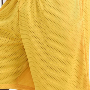 Pantalones Cortos Deportivos de Secado Rápido y Ajuste Cómodo para Hombre, Pantalones Cortos de Malla Ligeros, Tejido Suave y Transpirable para Entrenamiento en el Gimnasio - Product Image 3