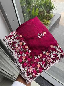 Sari en soie marron avec bordure florale brodée, tenue de mariage indienne traditionnelle pour femmes - Product Image 4