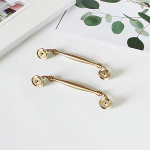 Cheap Price Vintage <b>Gold</b> Zinc Alloy Cabinet Handle Curved <b>Drawer</b> <b>Pull</b> Luxury Furniture Hardware for Kitchen Bathroom Nightstands - Product Image 2