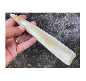 Calzador de Cuerno de Búfalo Moderno de Calidad Superior, Hecho en India, de 14, 16 y 18 Pulgadas de Largo con Punta de Calidad Superior - Product Image 6