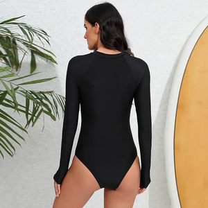 Chemise de compression à manches longues personnalisée pour le MMA, le BJJ, le surf, la remise en forme et l'entraînement haute performance - Product Image 3