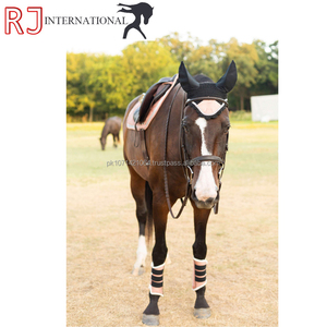 Ensemble de tapis de selle matelassé rose pour chevaux, tapis de selle de dressage avec protège-oreilles et bandages pour les jambes, fournitures équestres personnalisées - Product Image 3