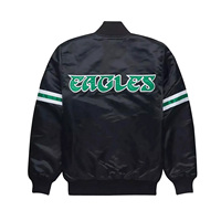 Veste universitaire en satin noir personnalisée pour hommes, veste bomber à manches rayées vertes, uniforme de baseball en gros, vêtements de sport
