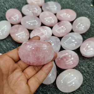 Nuevas llegadas: Piedra de palma de cuarzo rosa natural pulida, cristal curativo, piedra de palma para Reiki, meditación, gema energética - Product Image 5