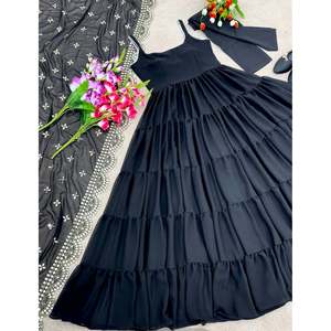 Hermoso vestido XL Anarkali con Flare completamente con volantes y Dupatta - Product Image 3