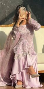 Ensemble de costume de luxe pour femme en tissu brodé doux et lourd avec travail de perles fantaisie, palazzo en crêpe français et dupatta de créateur - Product Image 1