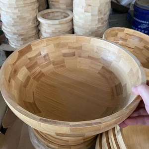 ชามสลัดไม้กระถินขนาดใหญ่แบบขายส่งสำหรับครัว พร้อมที่จับสลัด - Product Image 4