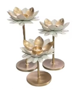 Portavelas Metálico Premium con Diseño de Copo de Nieve para Decoración Navideña del Hogar - Product Image 2
