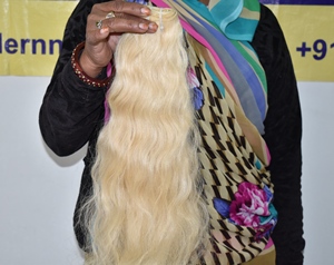 Vendeur vierge en gros brut sans traitement chimique Paquets originaux crépus blonds ondulés Extensions de cheveux humains vietnamiens - Product Image 2