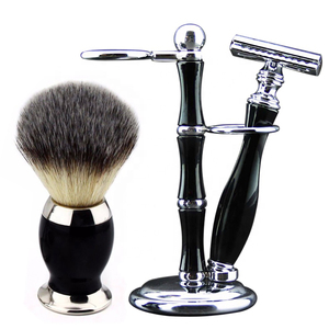 Set de Afeitado Personalizado con Logotipo SE-1629, Incluye Brocha de Pelo de Piel de Ardilla Silvertip y Soporte para Maquinilla de Afeitar, Mango de Madera Negra - Product Image 1
