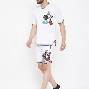 ชุดเซ็ตเสื้อยืดและกางเกงขาสั้นยูนิเซ็กซ์ ดีไซน์แบบสั่งทำพิเศษ ล้างสีแบบแอซิดวอช สไตล์สตรีทแวร์สำหรับผู้ชาย เสื้อยืดผ้าฝ้ายถัก 100% แบบอัดแน่น - Product Image 1