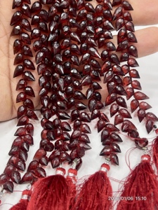 AAA Natural Red Garnet Faceted Briolette Teardrop Loose <b>Stone</b> <b>Beads</b> Fancy Drill 6x9mm 8 Inch Strand China Wholesale Exporter - Product Image 1