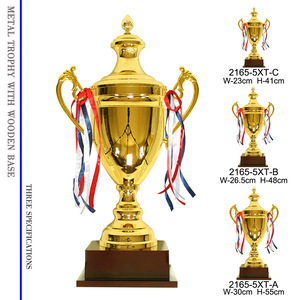 ถ้วยรางวัลใหญ่55ซม. 48ซม. 41ซม. ทองสำหรับเชฟเทศกาลวันหยุดทำจากโลหะแผ่นรางวัลสั่งทำได้ถ้วยรางวัลอัตโนมัติพร้อมฐานไม้ - Product Image 1