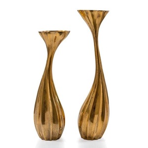 Ensemble de 2 bougeoirs dorés à design conique pour la décoration de la maison, finition métallique durable - Product Image 1