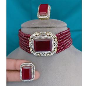 Conjunto de Gargantilla y Pendientes con Acabado de Precisión y Vibe Premium, con Perlas Plateadas AD, Colección para Fiestas y Bodas para Mujer - Product Image 1