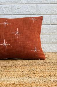 Funda de Cojín Lavable de Lino y Algodón Cuadrada Color Naranja Rústico Bohemio con Patrón de Estrellas Bordadas en Blanco para el Hogar - Product Image 3
