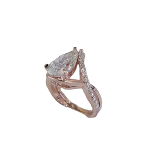 แหวนหมั้นเพชรโมอิสซาไนต์ทรงลูกแพร์ สวยงาม แหวนเงินแท้ 925 แบบสั่งทำพิเศษ และเครื่องประดับเพชรอื่นๆ - Product Image 5