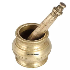 Mortero y Pilón de Metal Dorado de Estilo Moderno Personalizado para Uso en la Cocina, Diseño Atractivo - Product Image 4