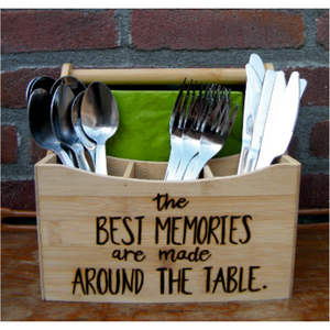 Organizador de Cocina de Madera Rústica |   Porta Cubiertos Decorativo para Encimera, con 3 Ranuras para Cubiertos y Servilletas, para el Hogar y Comidas al Aire Libre - Product Image 4