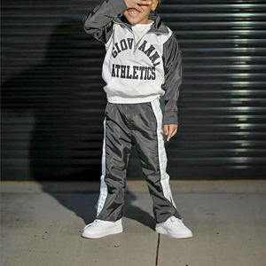 Conjuntos Deportivos Personalizados para Niños y Hombres, 2 Piezas, Pantalones de Nailon y Sudadera con Capucha, Trajes Deportivos Holgados, Conjunto Deportivo Personalizable con Chaqueta Cortavientos para Hombre - Product Image 6