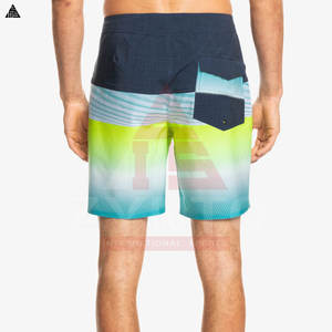 Shorts en maille imprimés par sublimation pour homme, taille élastique, fabriqués au Pakistan – Nouvelle collection été - Product Image 2