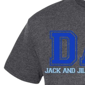 T-shirt graphique unisexe Jack et Jill pour maman et papa, en coton mélangé doux et respirant, à manches courtes et col rond, vêtements décontractés pour la famille, personnalisable - Product Image 4