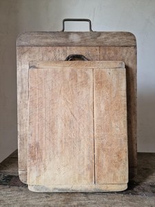 Planche à découper multifonction en bois dur pour servir et préparer les aliments - Product Image 5