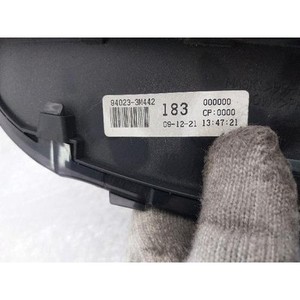 ชุดหน้าปัดเรือนไมล์รถยนต์ Coupe ปี 2008-2013 มือสอง ของแท้ รหัส 940233M442 - Product Image 6