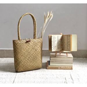 Bolso de mano informal de verano y otoño para mujer, algas marinas trenzadas a mano y cierre de cremallera de paja para ir de compras, aspecto Natural - Product Image 1