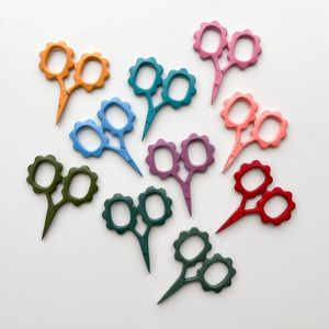 Professional Fine Point Embroidery Scissors For Craft Projects High Precision Stainless Steel Sewing <b>Tool</b> For <b>Thread</b> Cutting - Product Image 5