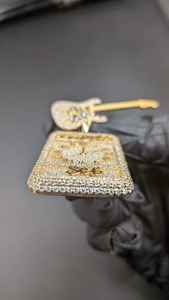 Pendentif Guitare Moissanite avec Horloge, Plaqué Or, Bijoux en Argent Sterling 925, Bijoux Fins, Pendentifs et Breloques, Vente Chaude - Product Image 5