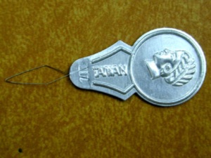 DK-401 Needle Threader | Vintage Fancy Stainless Steel Eco-Friendly Needle Threader with Wire Loop Simple Portable <b>Sewing</b> Tool - Product Image 1